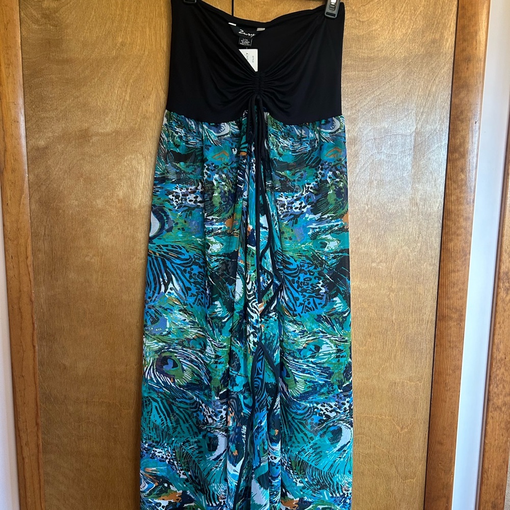 Vibrant Strapless Maxi Dress with Peacock Design